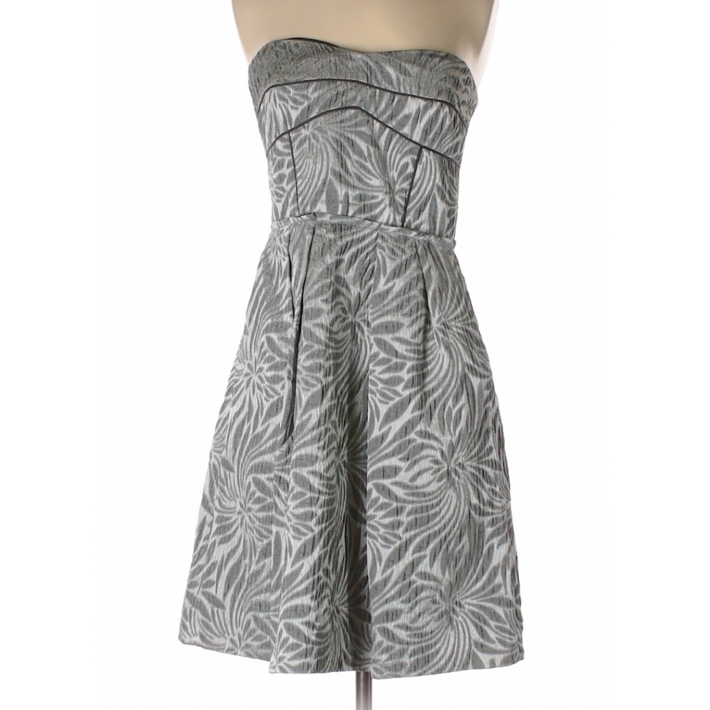 Cynthia Steffe cocktail dress. Looks band new!